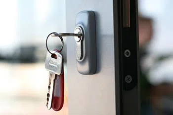 Jamaica Locksmith Service Jamaica, NY 718-663-2727 Jamaica Locksmith Service Jamaica, NY 718-663-2727